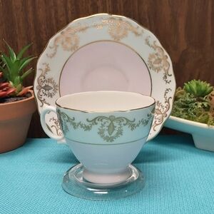 🫖 Royal Vale Cup & Saucer